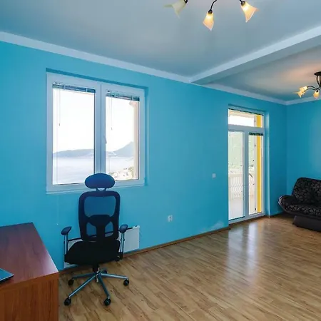 Four Bedroom Holiday In Herceg Novi Ferienhaus *